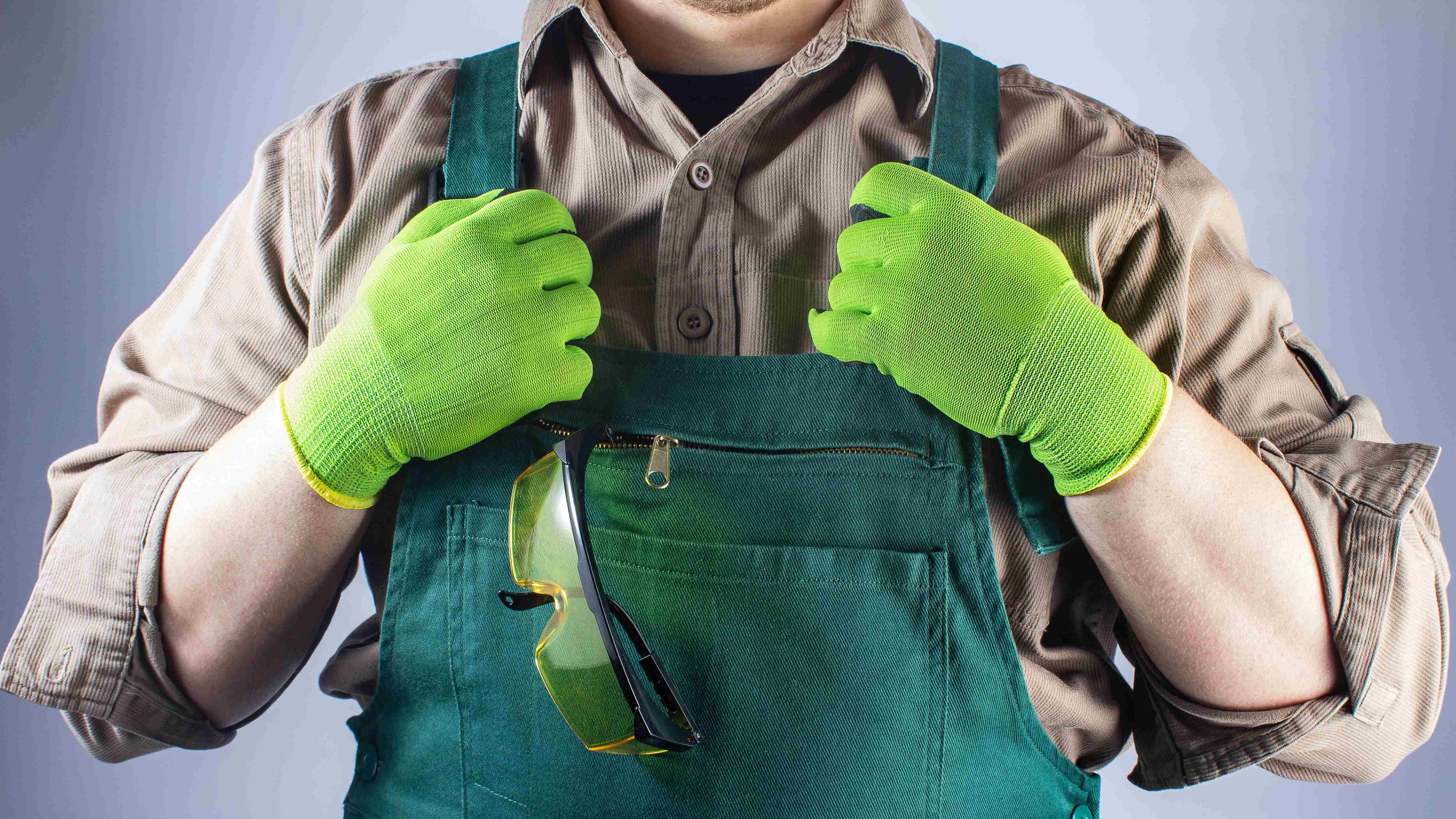 Choisir des gants de protection, Outils et équipements