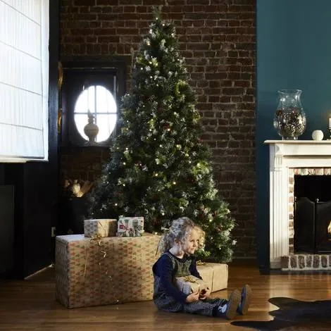 Come scegliere l'albero di Natale artificiale