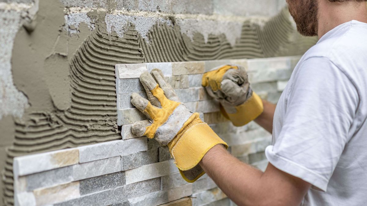 How to install interior wall cladding