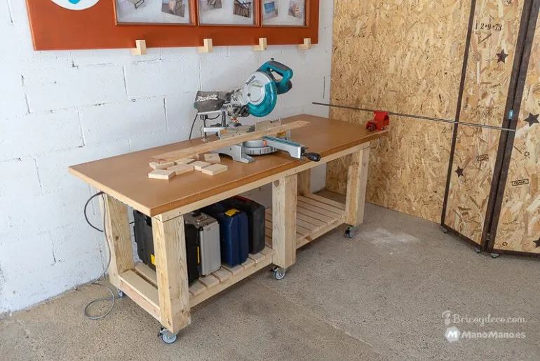 Come creare un banco da lavoro con ruote per officina