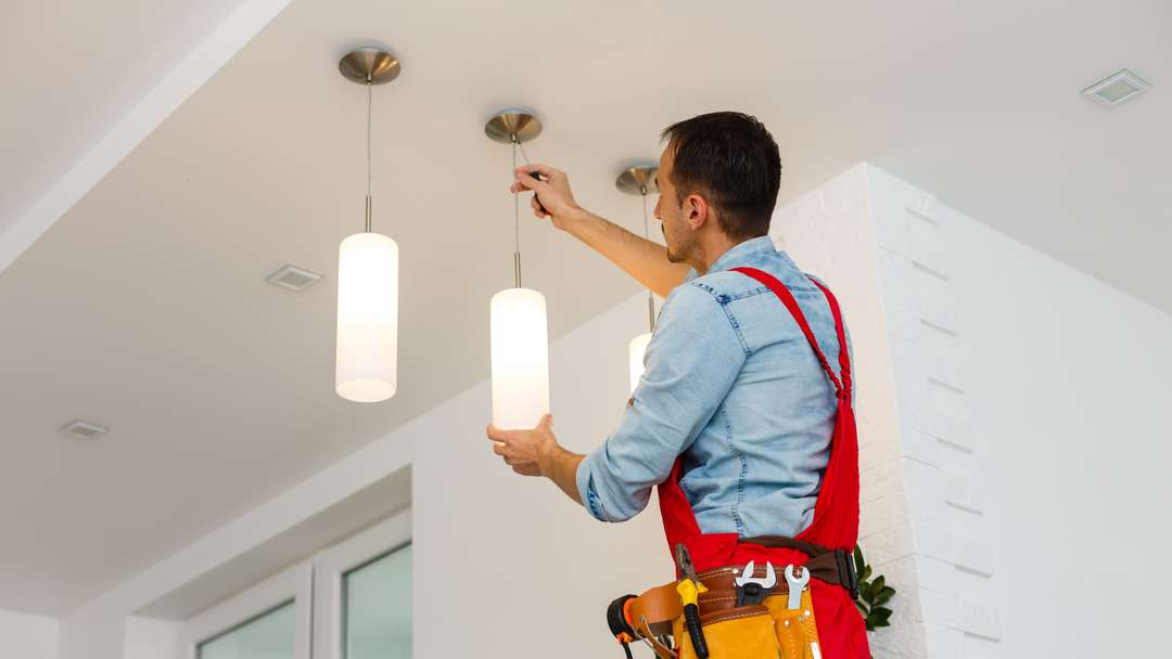 How to install a pendant light