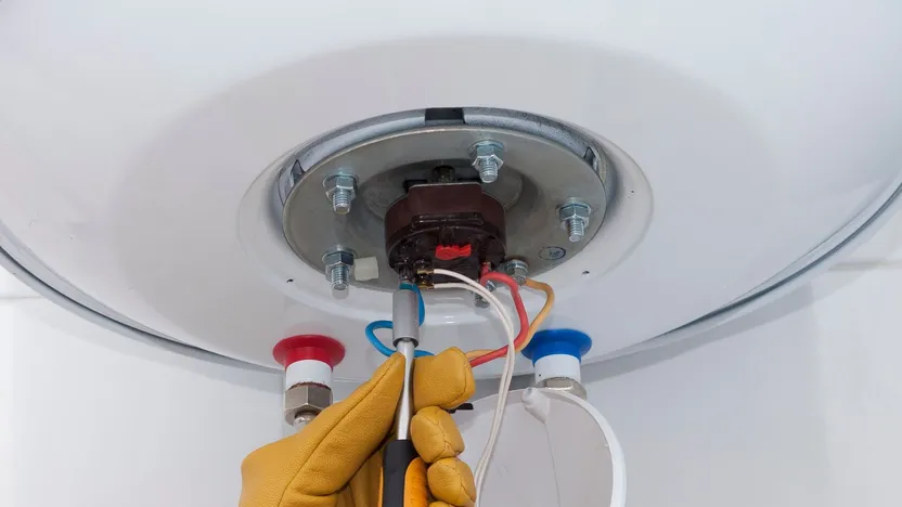 So finden Sie das richtige Thermostat für einen elektrischen Warmwasserspeicher