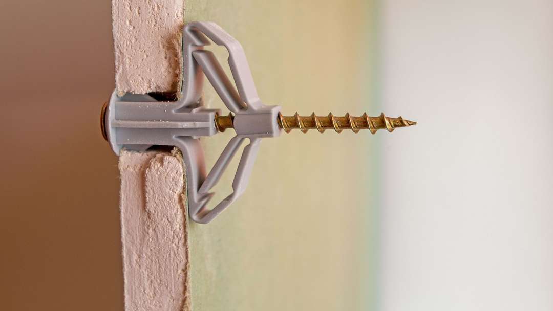 How to hang items on a plasterboard wall