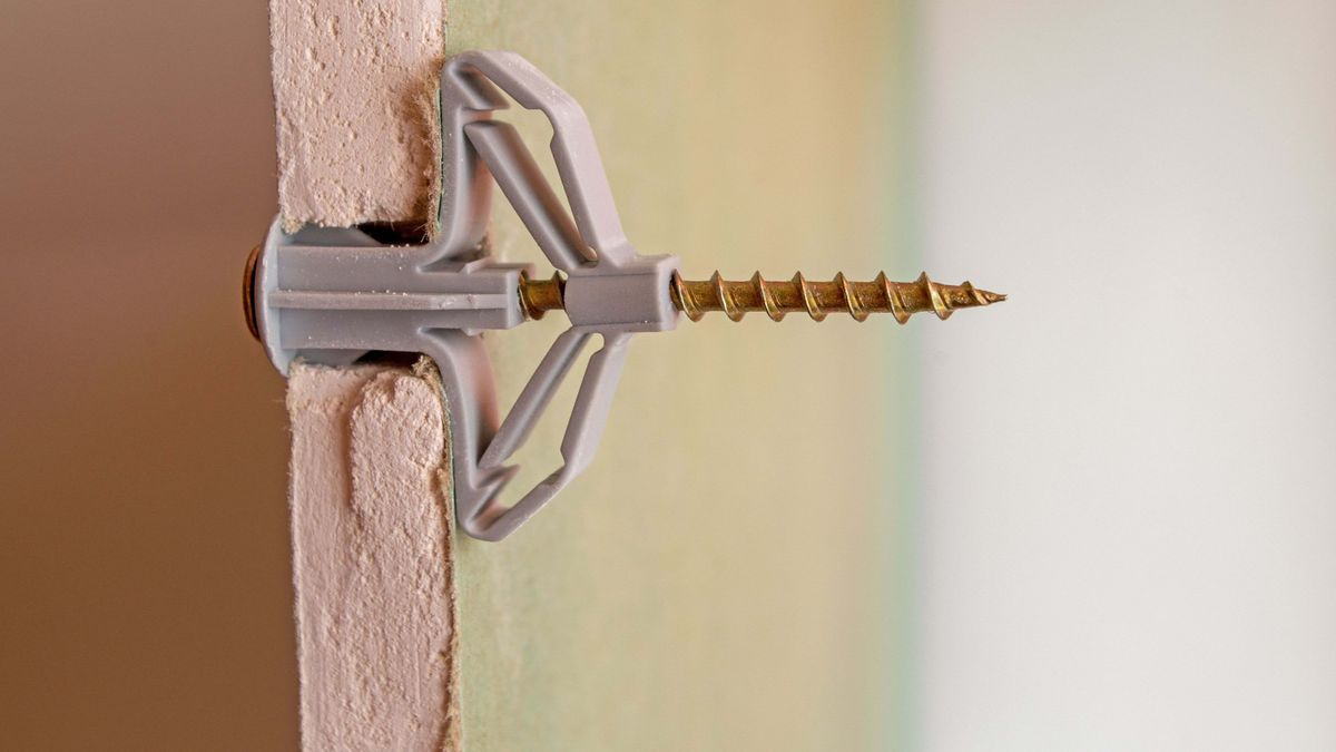 How to hang items on a plasterboard wall