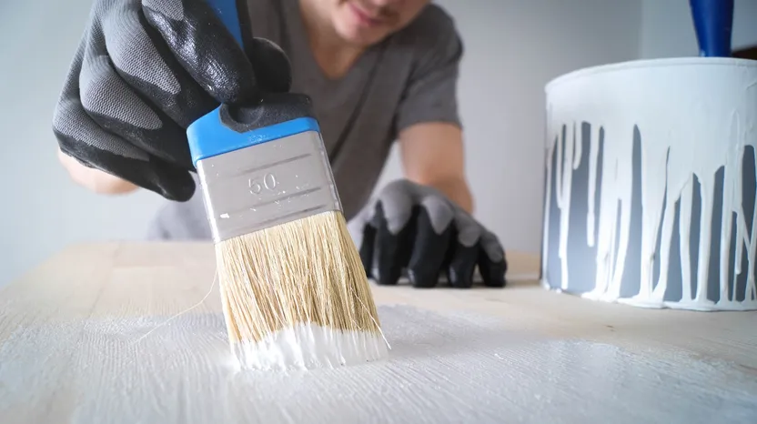¿Cómo pintar superficies de madera?