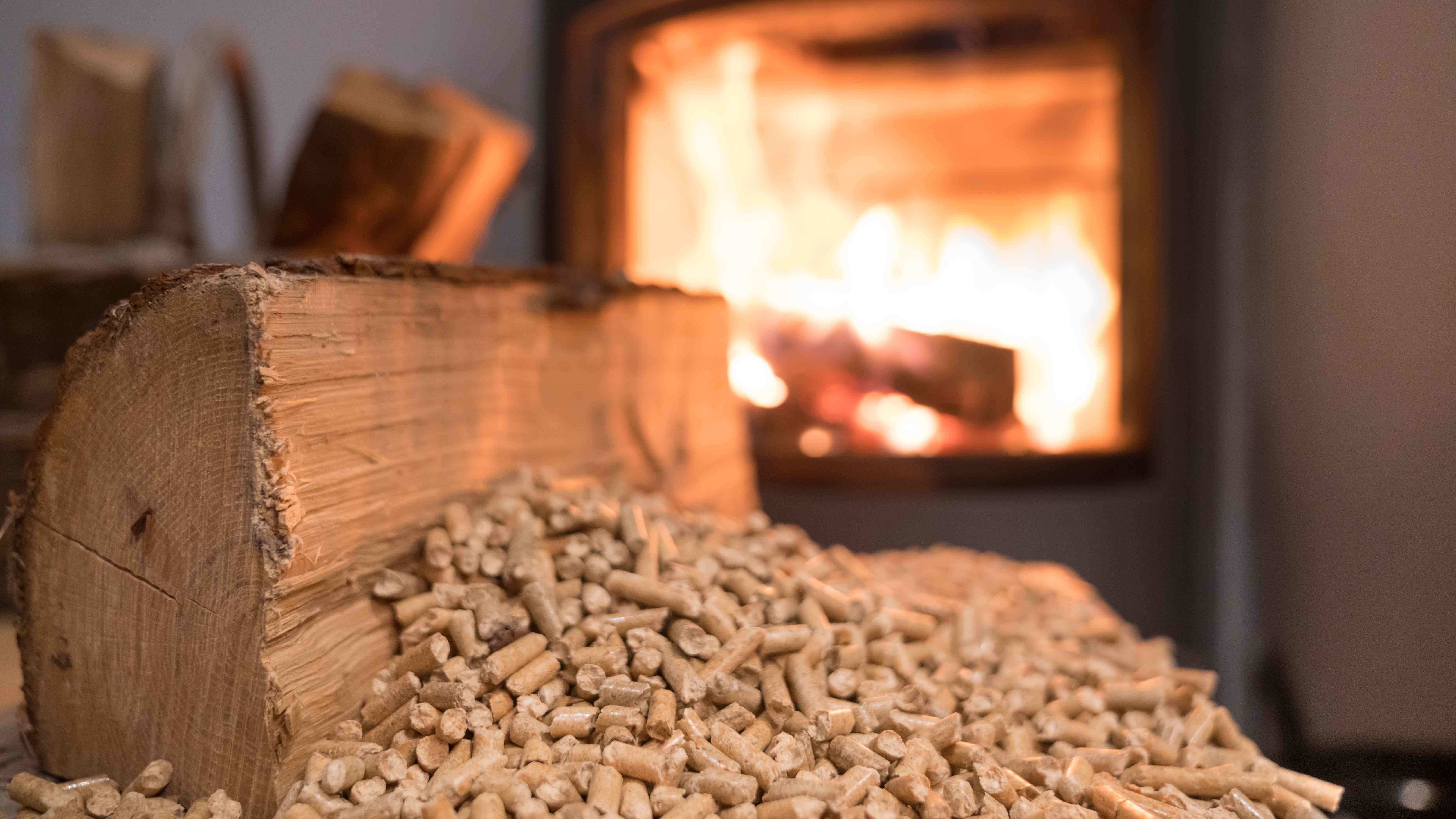 Come scegliere un sistema di riscaldamento a biomassa nella riqualificazione energetica