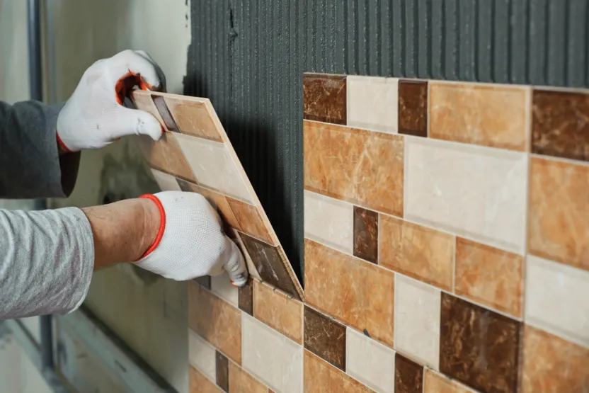 ¿Cómo instalar azulejos de cerámica?