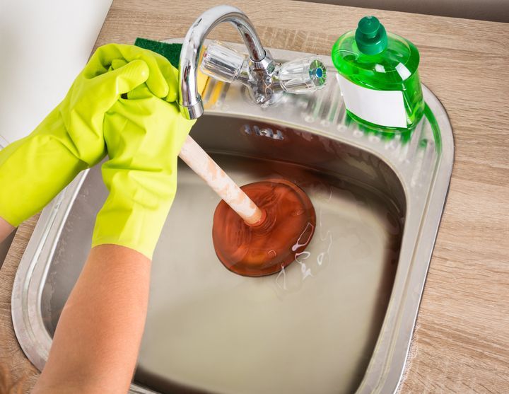 How to unblock a kitchen sink