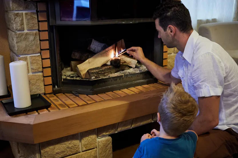 ¿Cómo encender una chimenea?