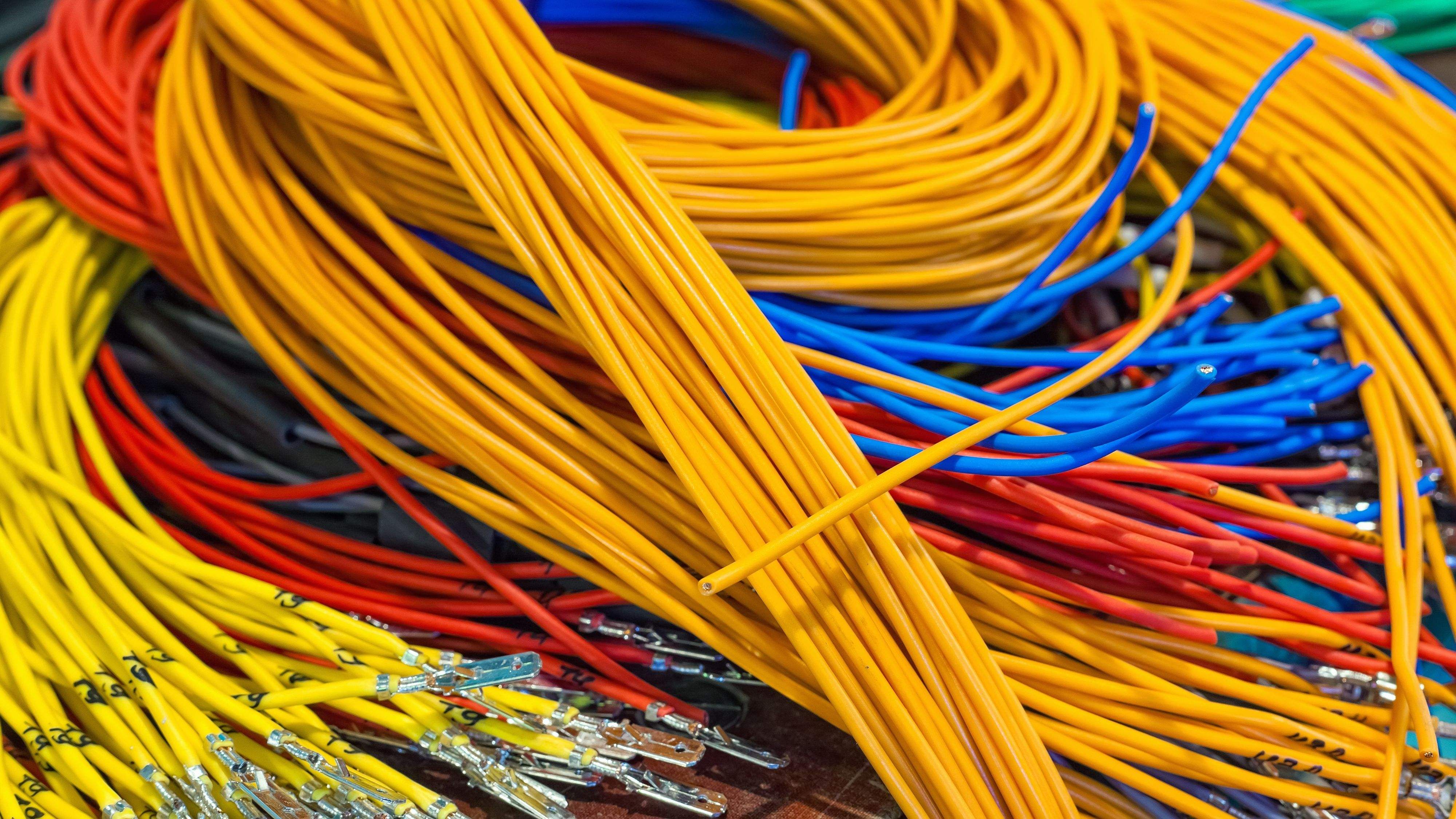 Fil et câble électrique : Différence & Code couleur [Guide 2023]