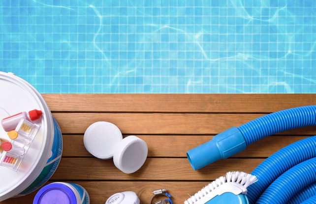 Cómo elegir un desinfectante para piscina
