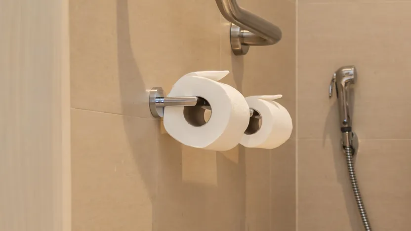 Cómo elegir un portarrollos para el baño