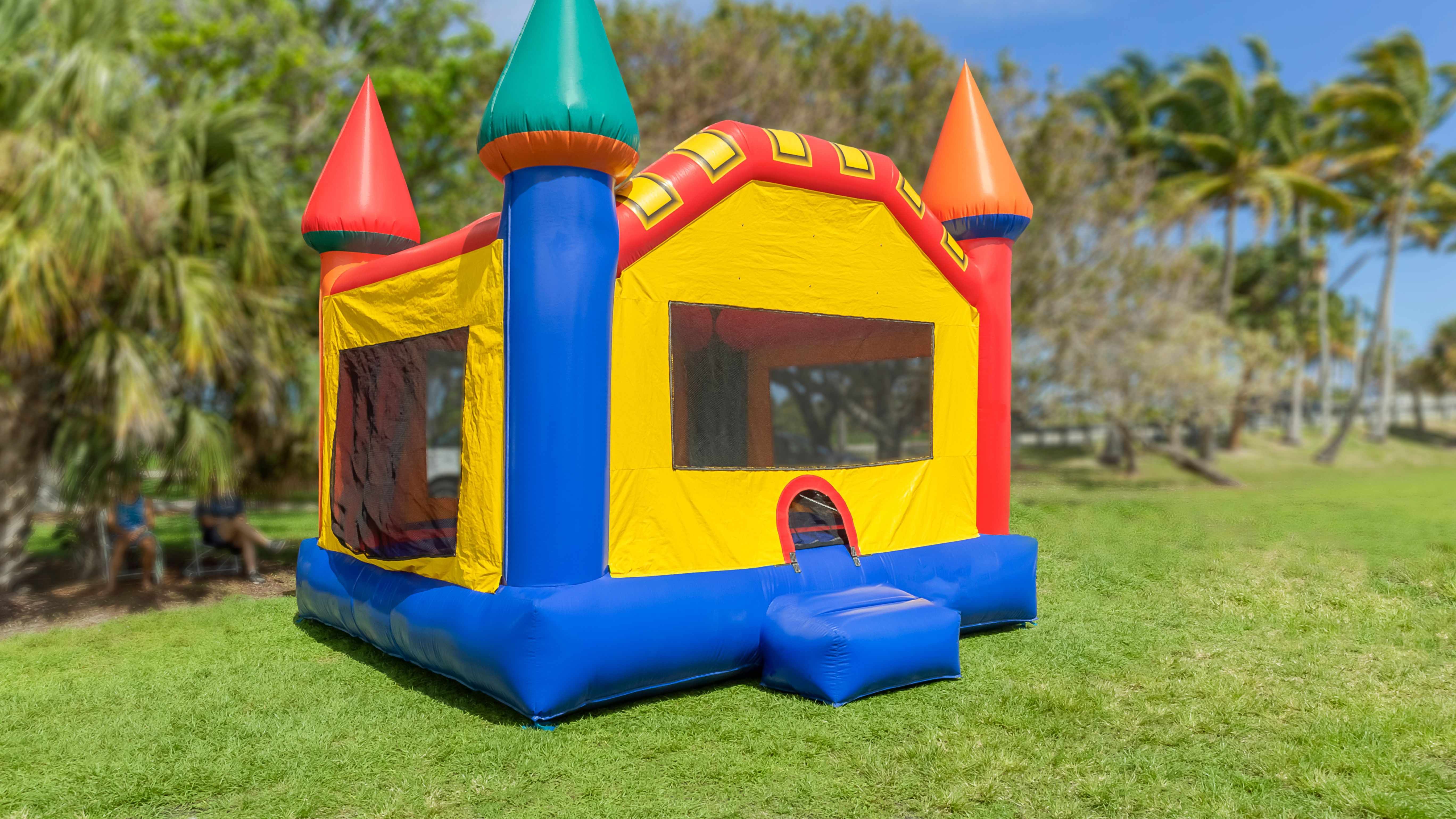 Bouncy castle buying guide