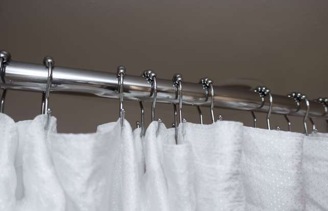 Comment choisir  une barre et des anneaux pour rideau de douche