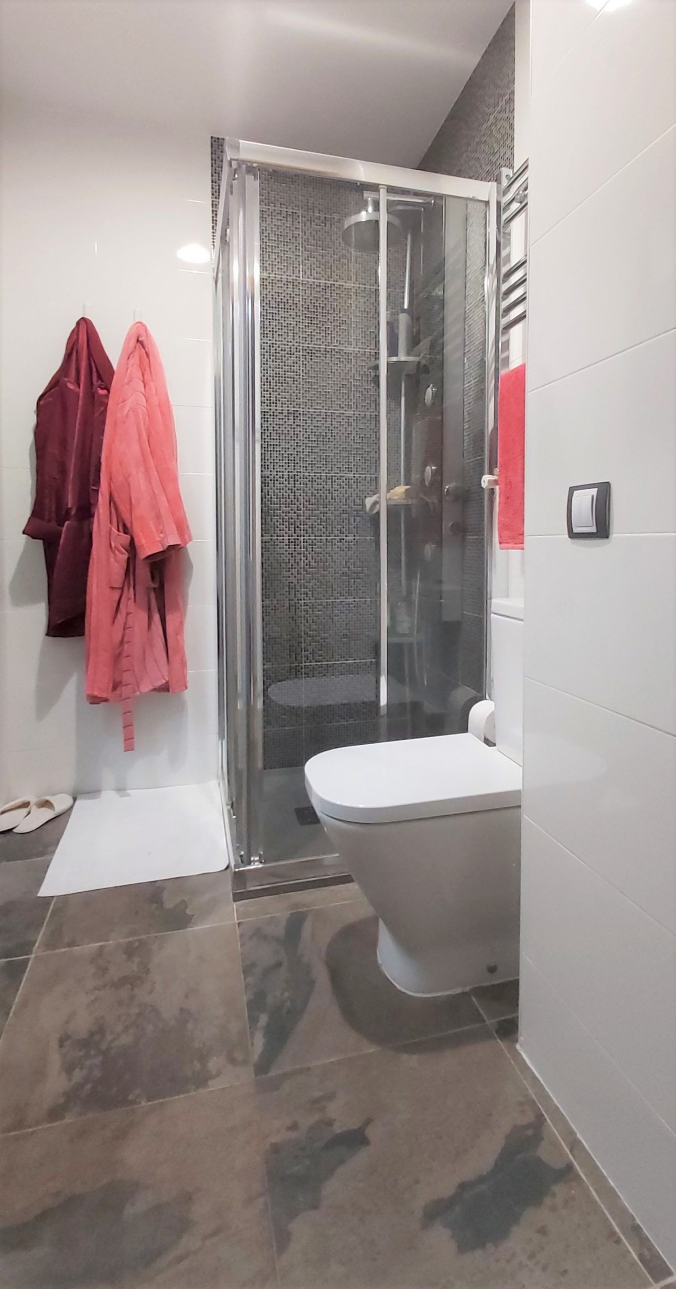 Water, docce e mobili angolari per bagno piccolo o grande - Cose di Casa
