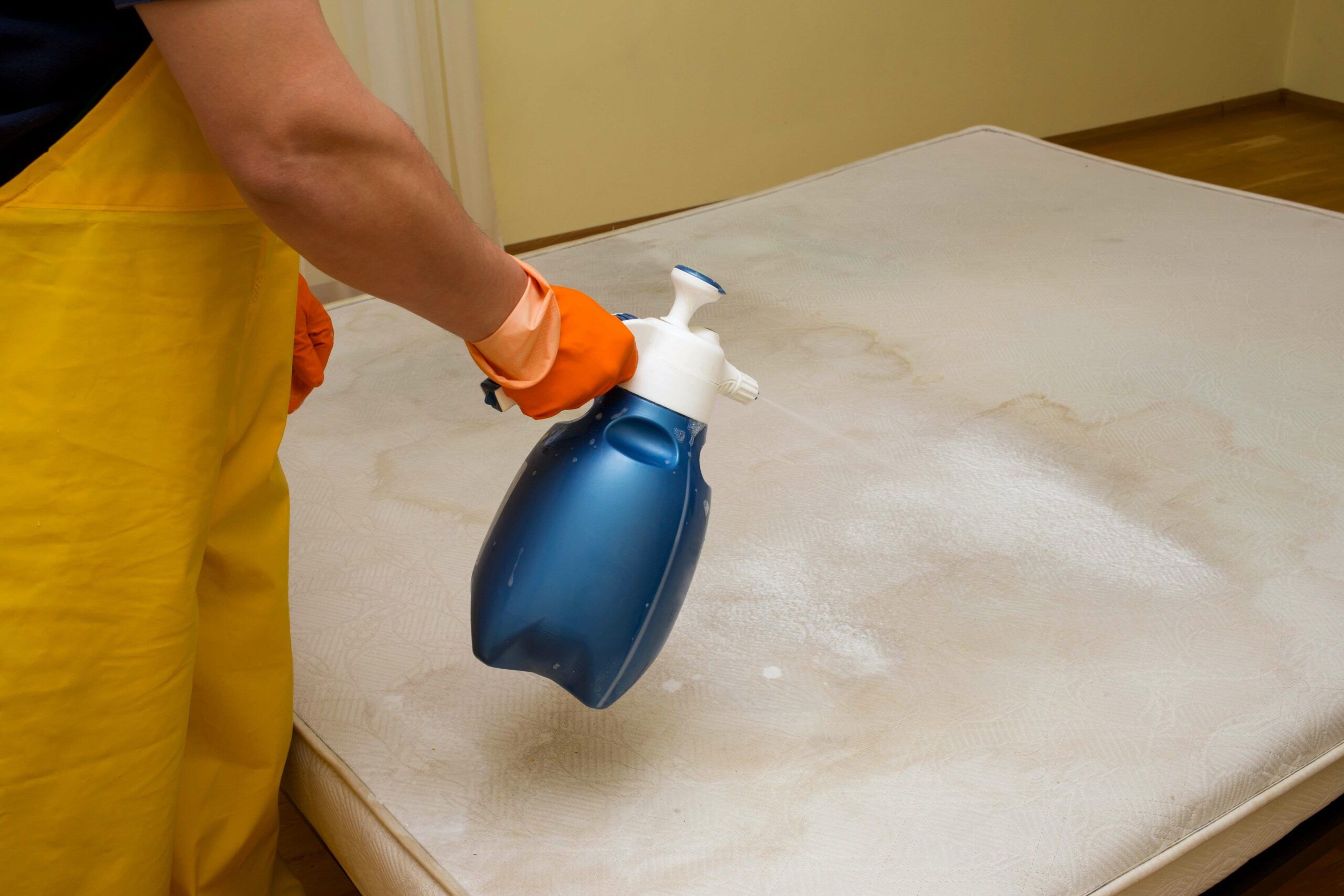 Comment nettoyer un matelas ? 15 astuces efficaces