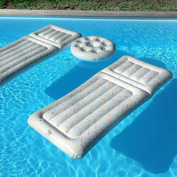 Accessoire et jeux de piscine - matelas gonflable