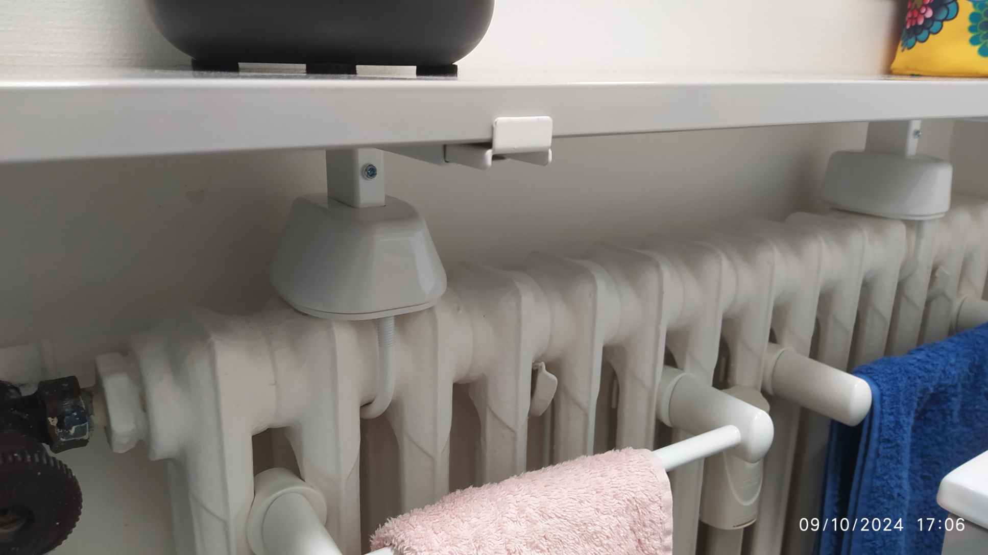 Support De Sol MB FIX Pour Radiateur Tubulaire - Jusqu'à 200kg, Anti-Décrochage, Blanc