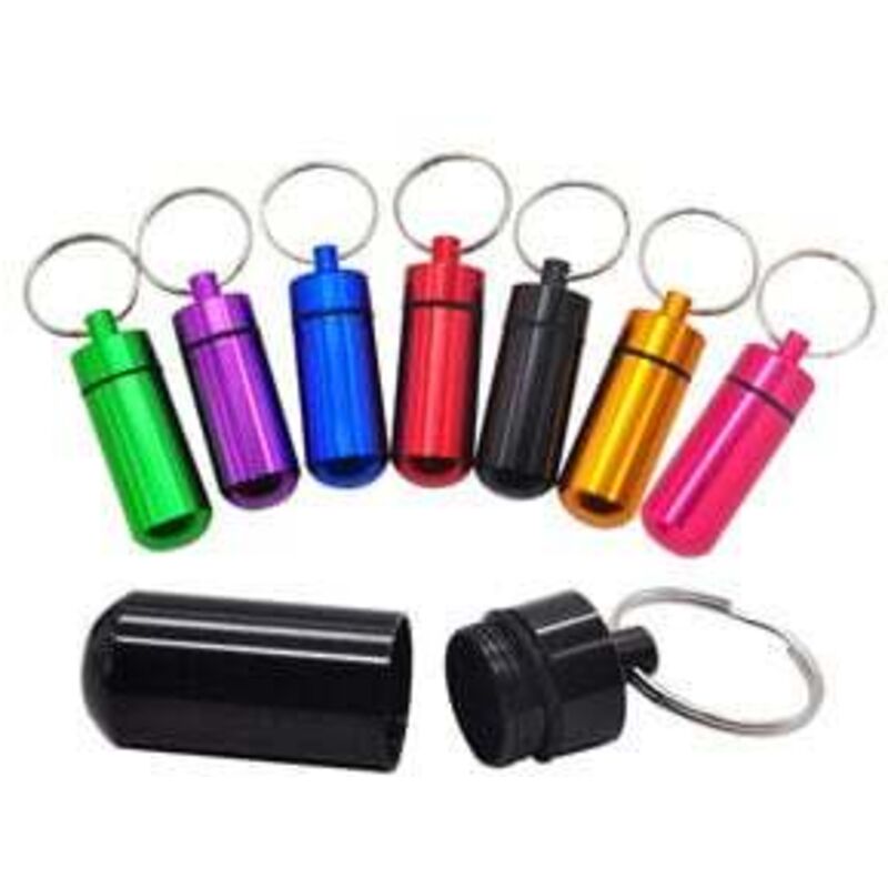 Image of Medizinfläschchen aus Metall und wasserdichter Schlüsselanhänger