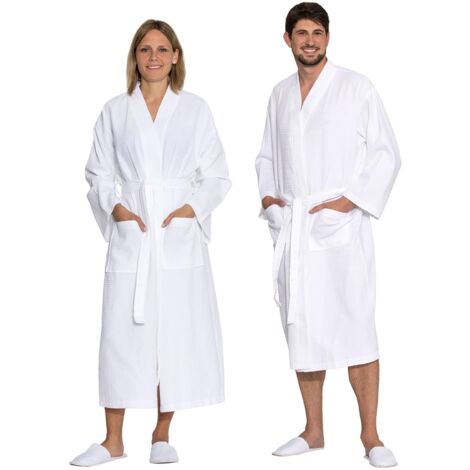 Men's and women's cotton jacquard bathrobes, of hotel quality, easy to clean and maintain.