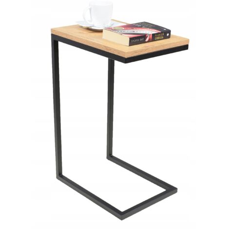 Mesa auxiliar fabricada con perfiles Lancelot de Roble Negro