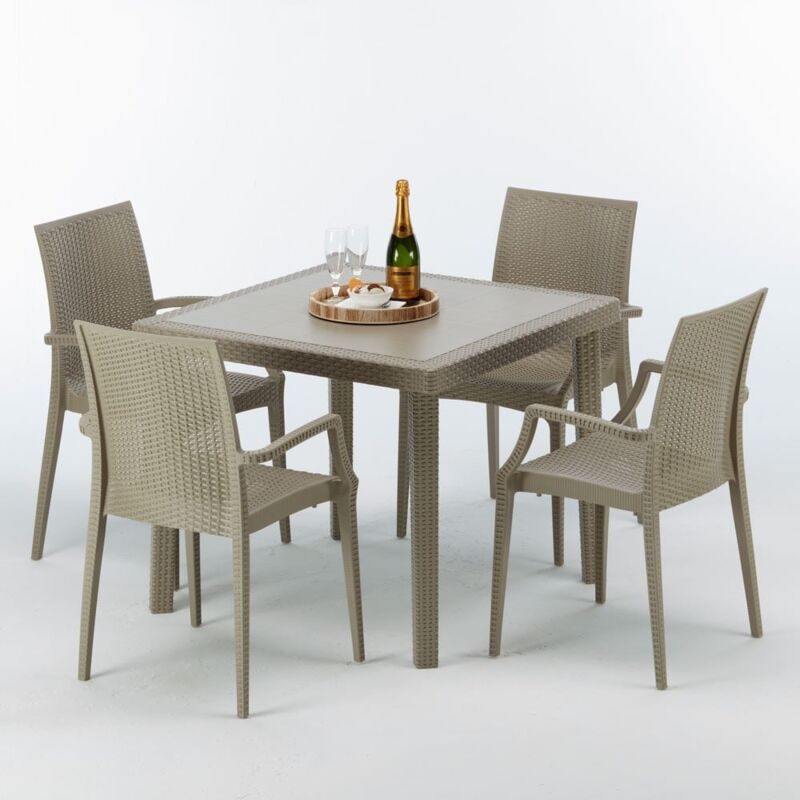 

Grand Soleil - Mesa Cuadrada Beige 90x90 cm y 4 Sillas De Colores Elegance | Bistrot Arm Beige Juta