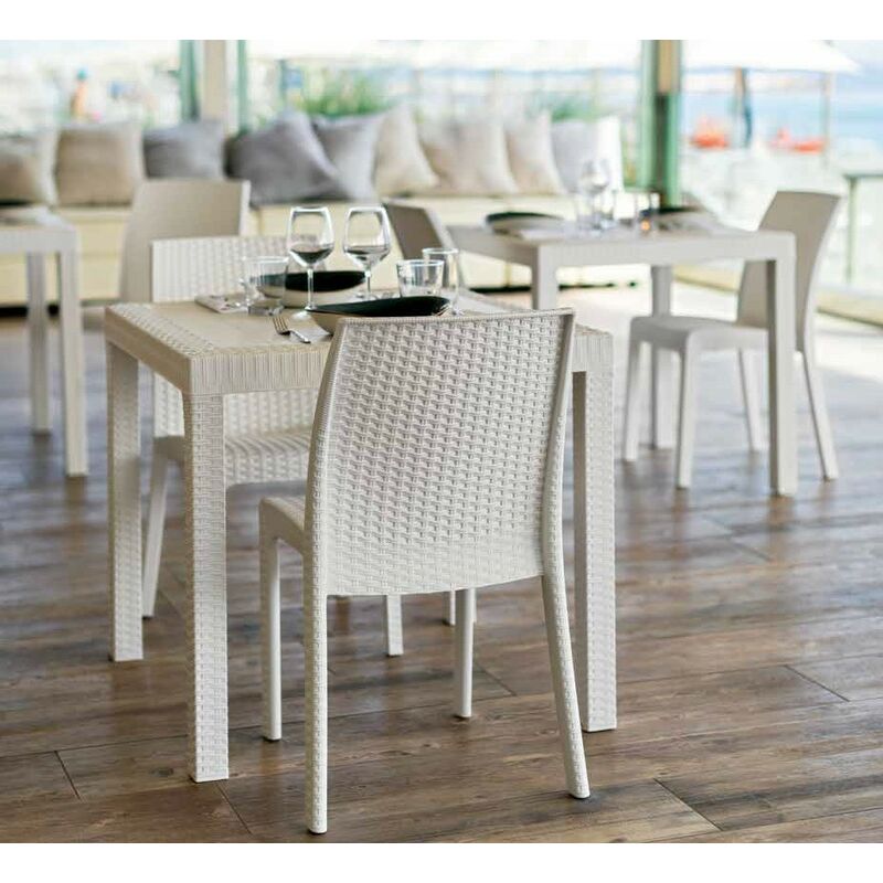 

Mesa VIKA, polipropileno blanco, 80 x 80 cms