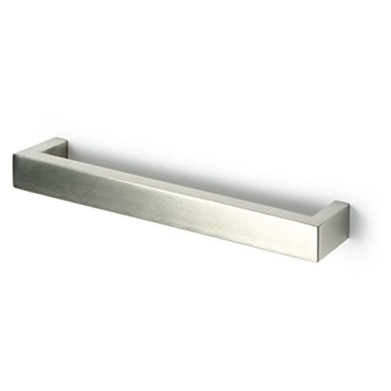 

MIBRICOPLUS Tirador acero inox hios. elegir largo. distancia 192