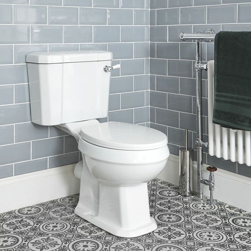 Richmond - White Ceramic Traditional Close Coupled Bathroom Toilet Pan WC and Cistern with Chrome and White Flush Lever Handle and Soft Close Seat