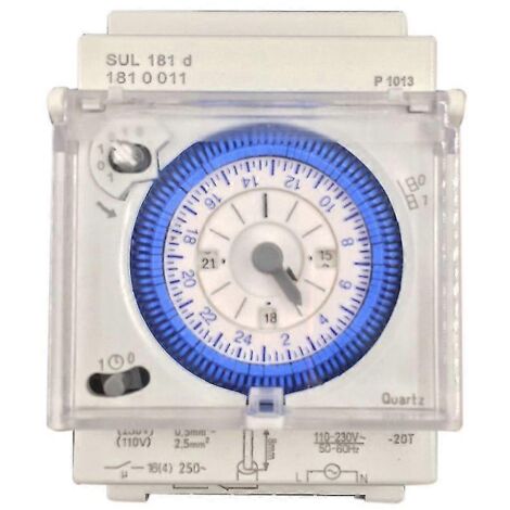 Minuterie mécanique analogique 110-220 V, programmable 24 heures/jour, réglage par tranches de 15 minutes.