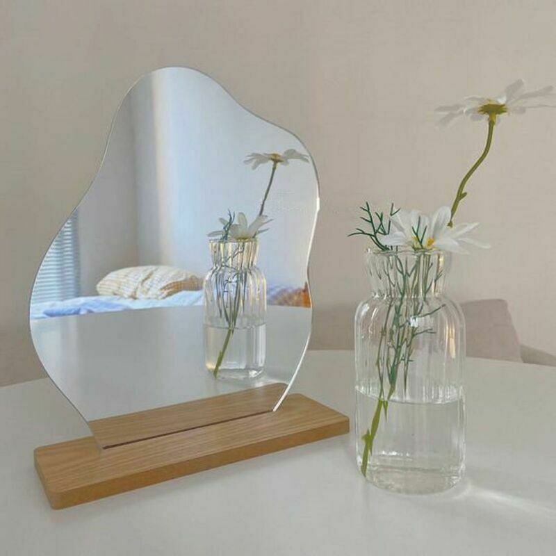 Miroir de maquillage en acrylique sans cadre décoratif de table de coiffeuse miroir de maquillage de forme irrégulière avec base en bois pour chambre