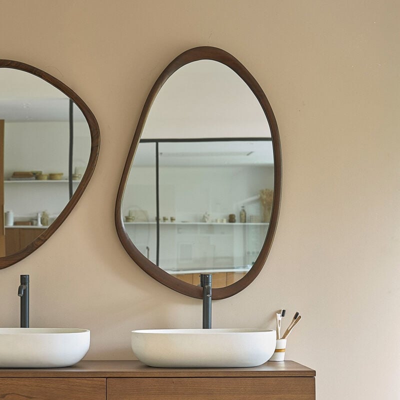 Miroir organique en mindi massif finition noyer 60x90 cm