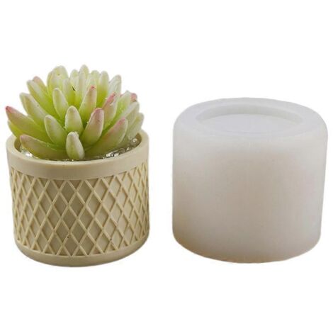 Moules en résine de silicone pour vases géométriques, parfaits pour la fabrication de pots pour plantes succulentes.