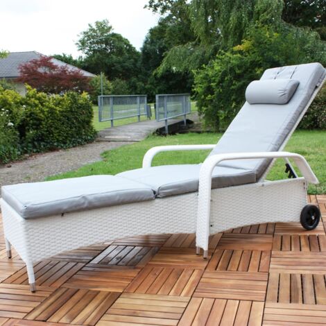 Mucola – Transat réglable en polyrotin blanc avec coussins hydrofuges – Dimensions 213x67x52cm – Pour jardin, terrasse et balcon