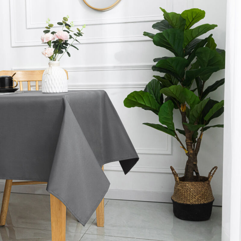 Homemaison – Nappe carrée enduite antitache déperlant 180x180 cm – 100% polyester – Lavable en machine à 30° – Finition ourlet