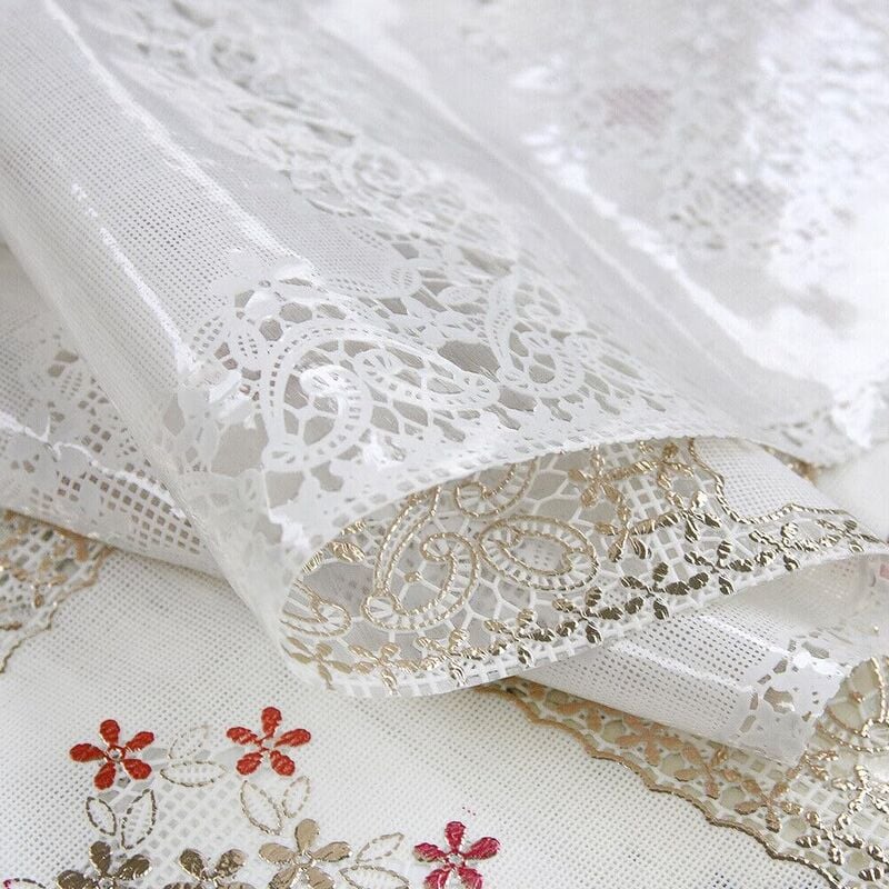 Emmevi Mv S.p.a. - Nappe En Plastique Brodée Effet Dentelle Broderie 3D Couverture Table Cuisine Anti Taches dis f - 137x120 cm