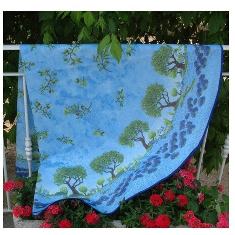 Nappe Provençale Ronde Anti-Tâche Arbre Olivier 100% Polyester - bleu .