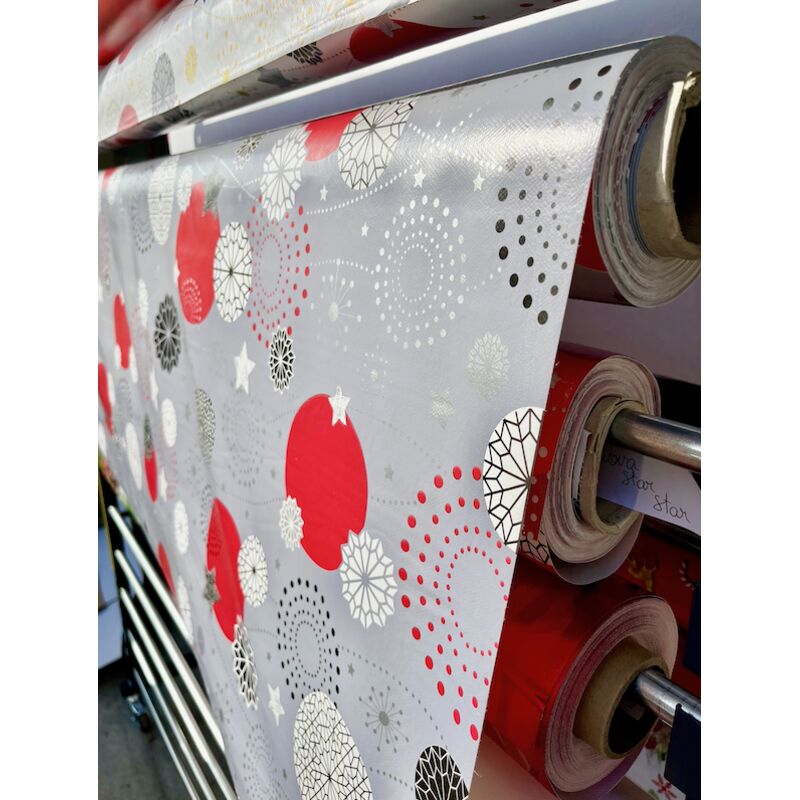 Nappe Toile Cirée De Noël –Nova Star- Au Mètre - 200 x 140 cm - Gris .