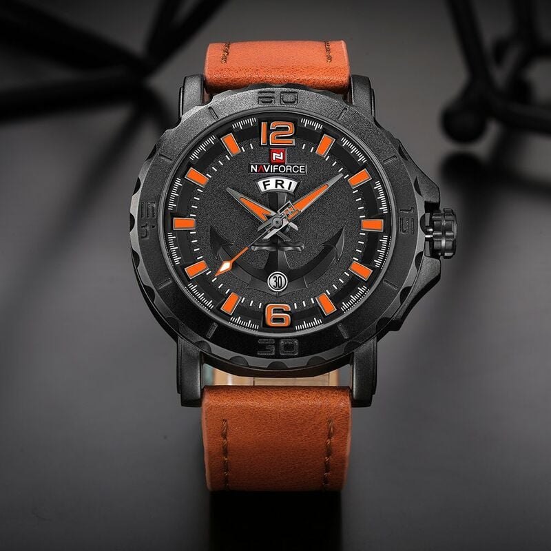 

NAVIFORCE Cool Luminous Quartz Men Watch 3ATM Reloj de pulsera informal para hombre a prueba de agua Reloj de pulsera de cuero genuino Calendario y