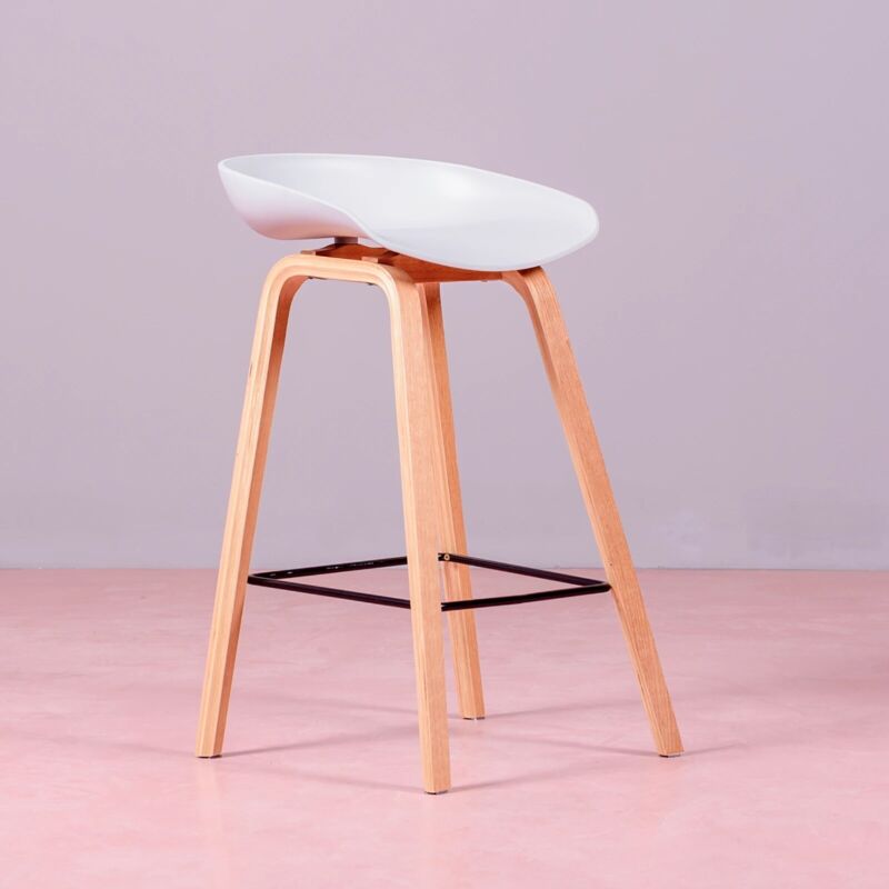Tabouret nordique pieds en bois - Daxer - Gris clair - Nest Dream