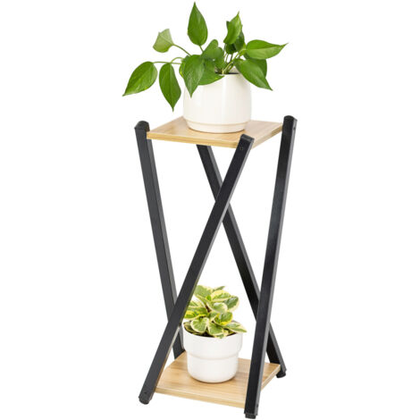 Nexus Blumenständer aus Metall – ein moderner Blumenständer