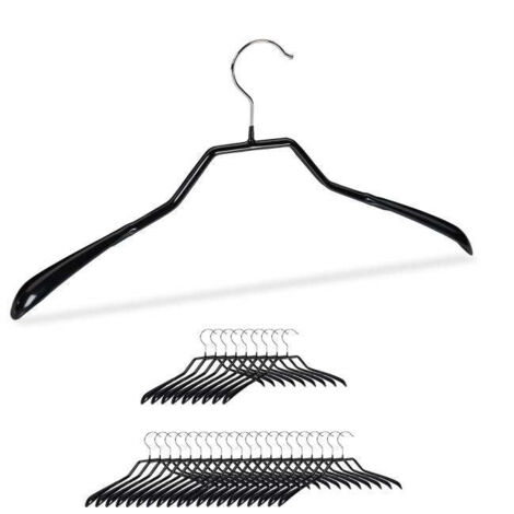 Non slip suit hanger set