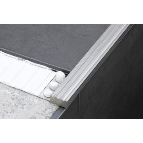 Novopeldaño 4 Inox 25x2500 Natural-111