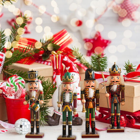 Nussknacker-Soldat als Christbaumschmuck – Holz, 30 cm – Festliche Baumdekoration, ein perfektes Geschenk für Weihnachten und andere Anlässe
