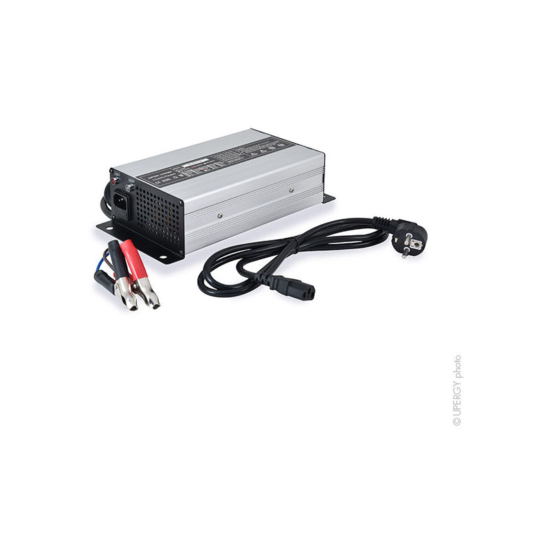 

Cargador para baterías de Litio-Ión de 14 celdas - 15A (51.8V) - NX