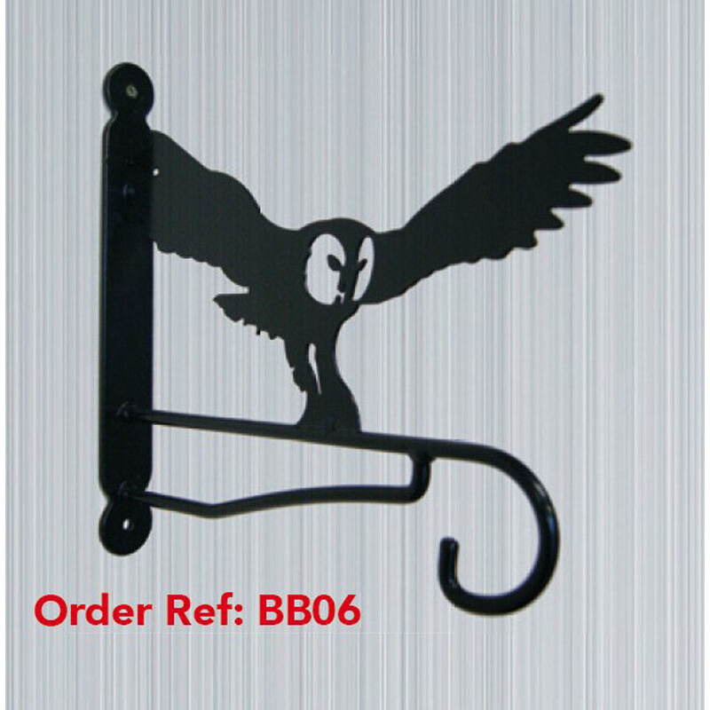 Poppy Forge - Owl Feature Bracket - Steel Hanging Basket Holder - Steel - H33 cm