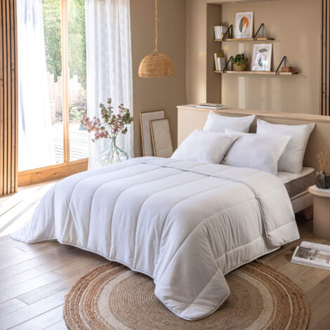 Pack couette été et oreiller moelleux 240x220 cm