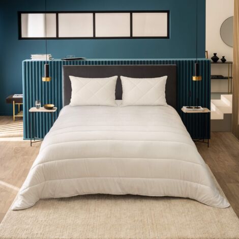 Pack couette mi-saison 260x240 et oreiller Bultex