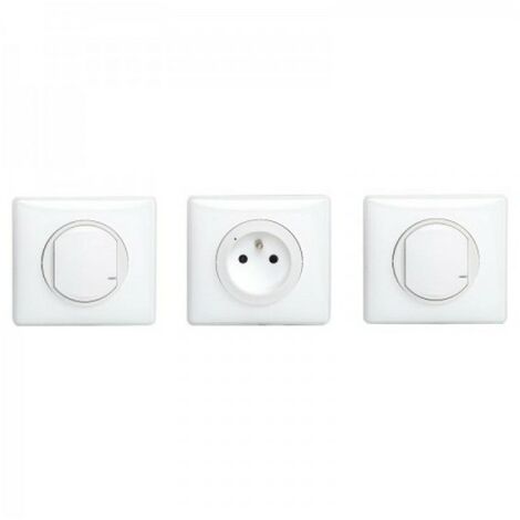 Pack Extension Connecté LEGRAND Céliane With Netatmo 1 Prise, 1 Commande Sans Fil et 1 Interrupteur - 067630