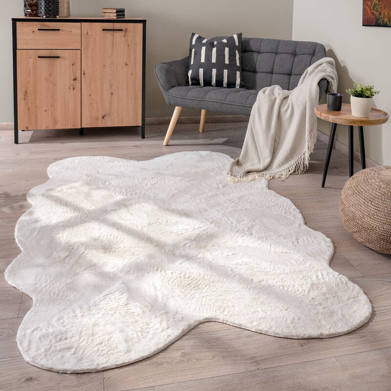 Paco Home Tapis De Salon Tapis Poils Ras Monochrome Moderne Fausse Fourrure Doux Crème, 140x200 cm forme de fourrure